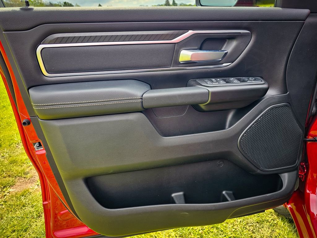 New 2026 RAM 1500 4x4 Crew Cab image 13