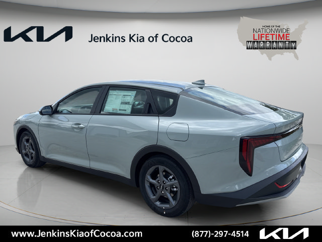New 2026 Kia K4 FWD image 7