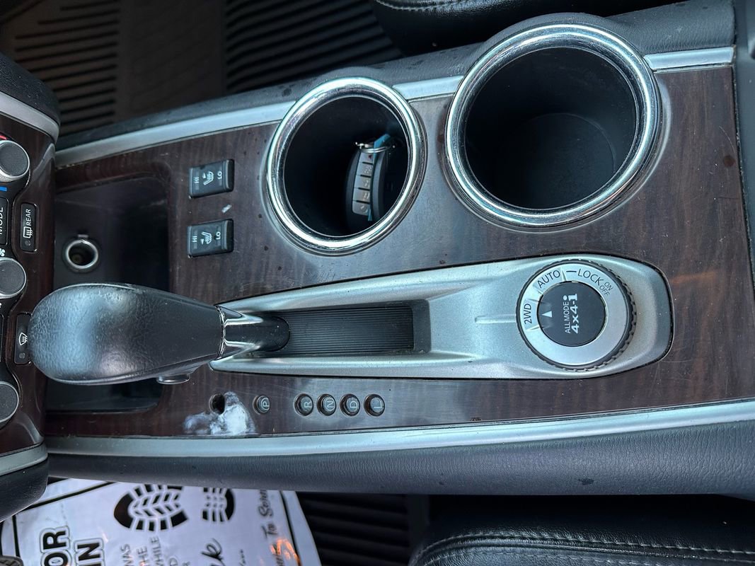 Used 2014 Nissan Pathfinder SL image 14