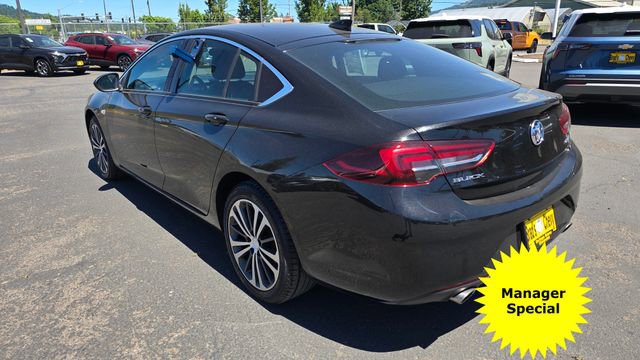 Used 2018 Buick Regal Essence image 6