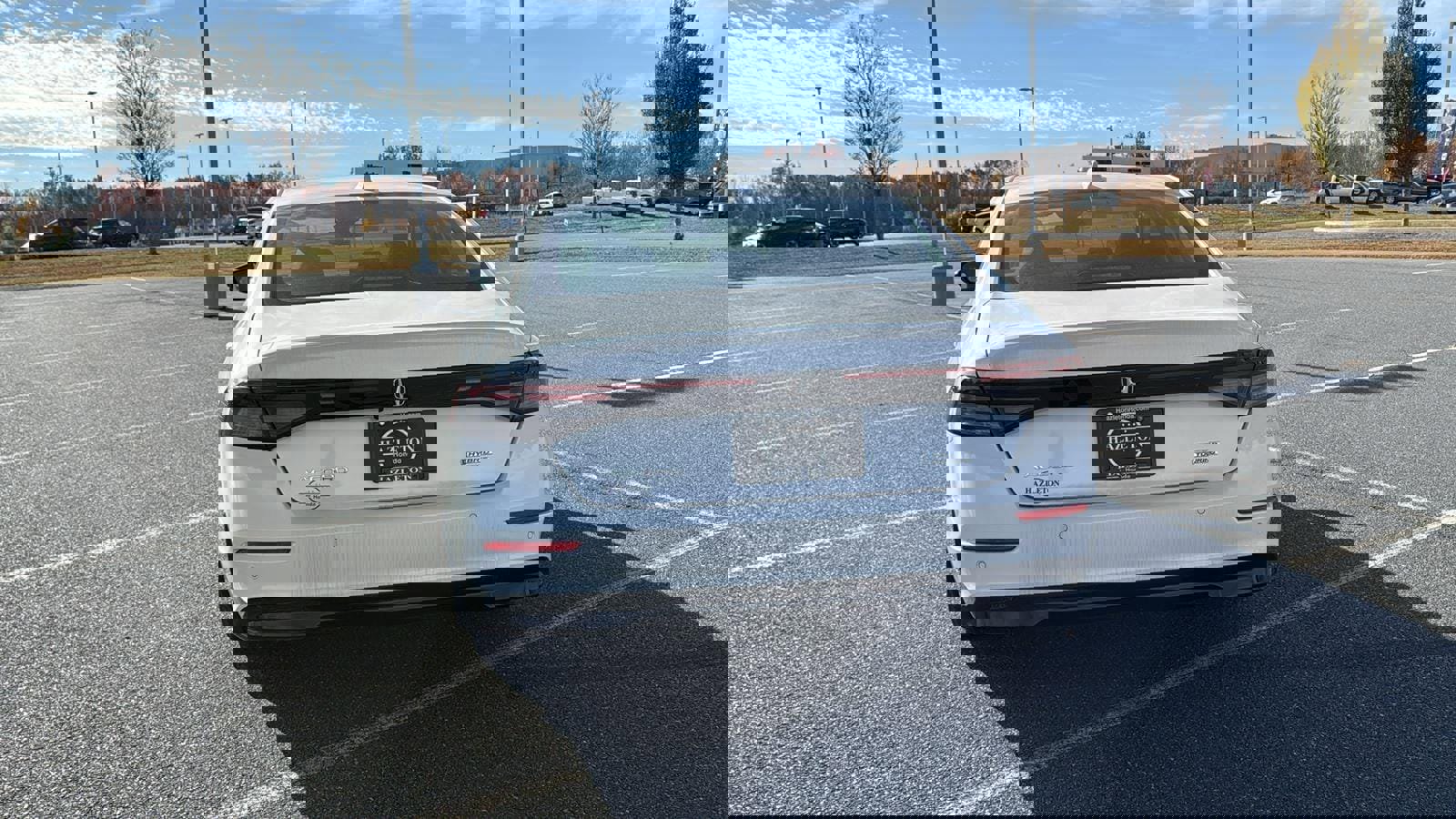 New 2025 Honda Accord Touring image 7