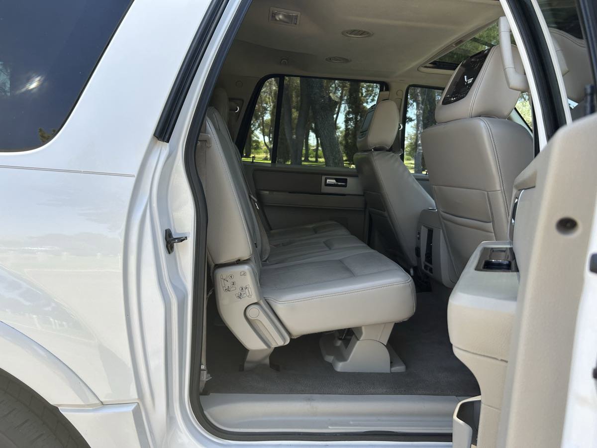 Used 2011 Ford Expedition EL Limited w/ 301A Rapid Spec Order Code image 34