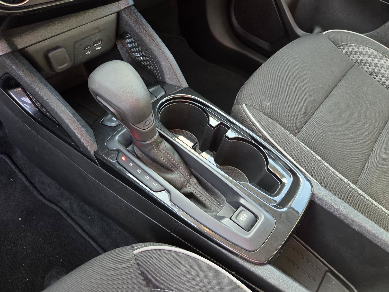 Used 2025 Chevrolet TrailBlazer LT FWD image 24