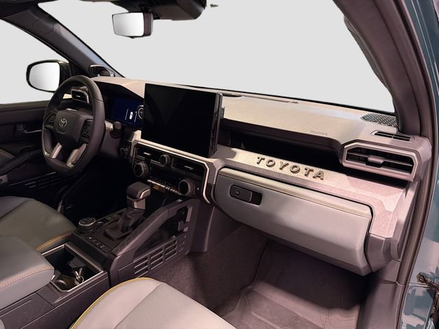 Certified 2025 Toyota 4Runner Trailhunter AWD/4WD image 26