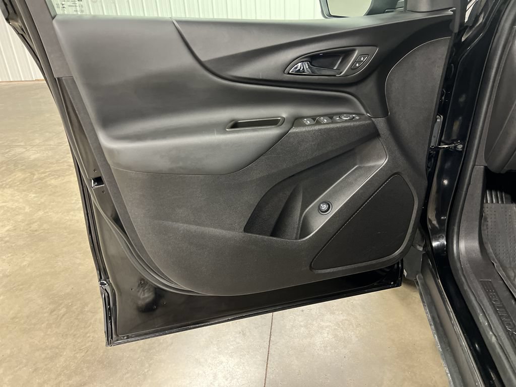 Certified 2024 Chevrolet Equinox LT AWD/4WD image 15