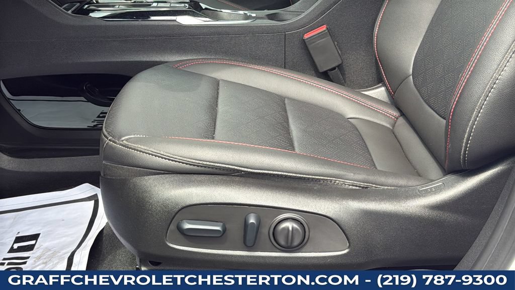 Used 2023 Chevrolet Bolt EUV Premier w/ Sun & Sound Package FWD image 25