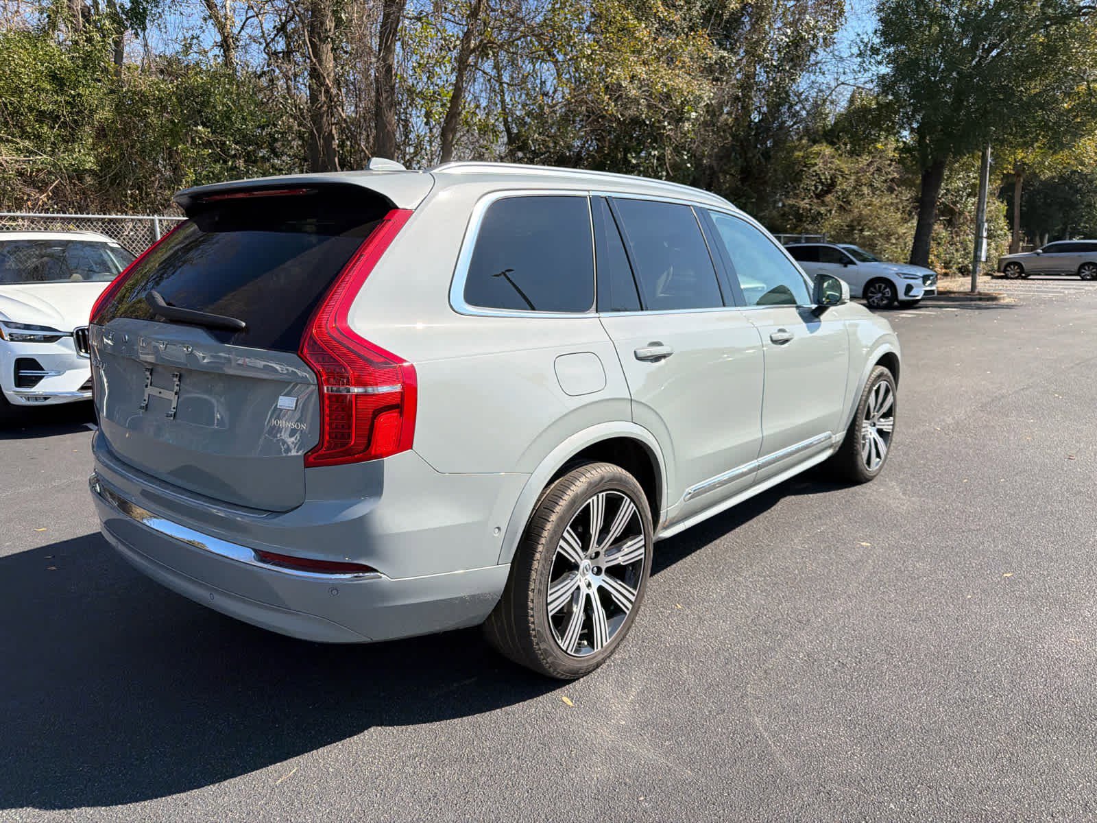 Certified 2024 Volvo XC90 T8 Plus w/ Protection Package Premier image 49