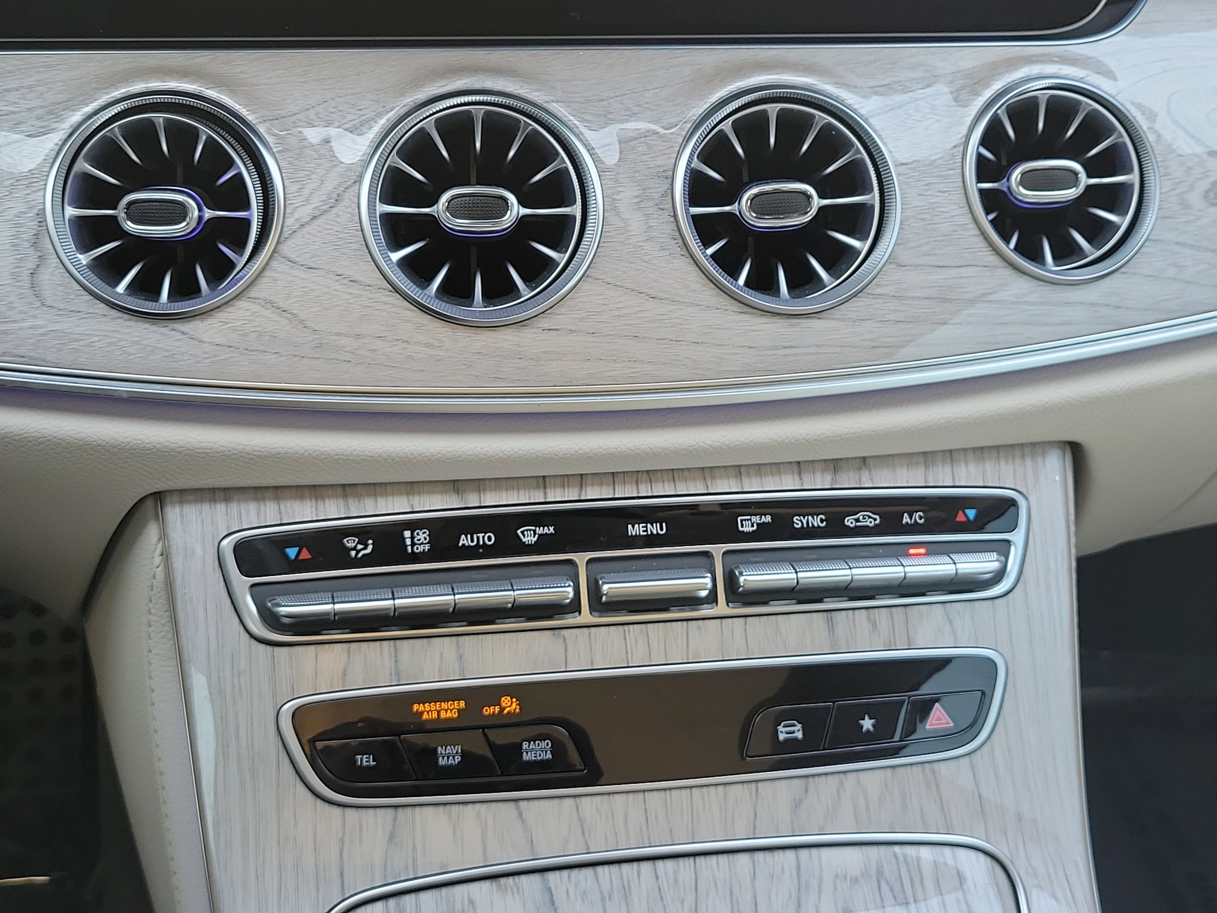 Used 2022 Mercedes-Benz E 450 Coupe image 25