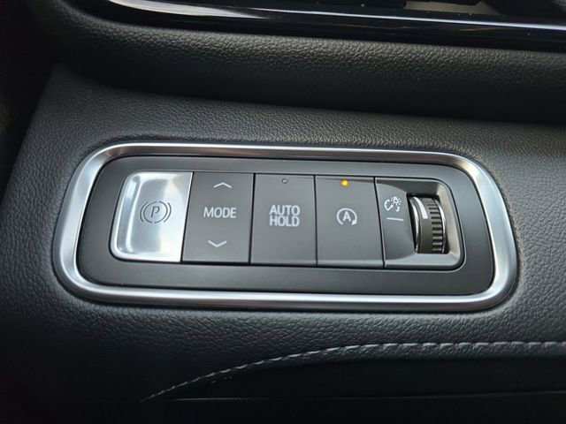 Used 2025 Buick Enclave Preferred image 10