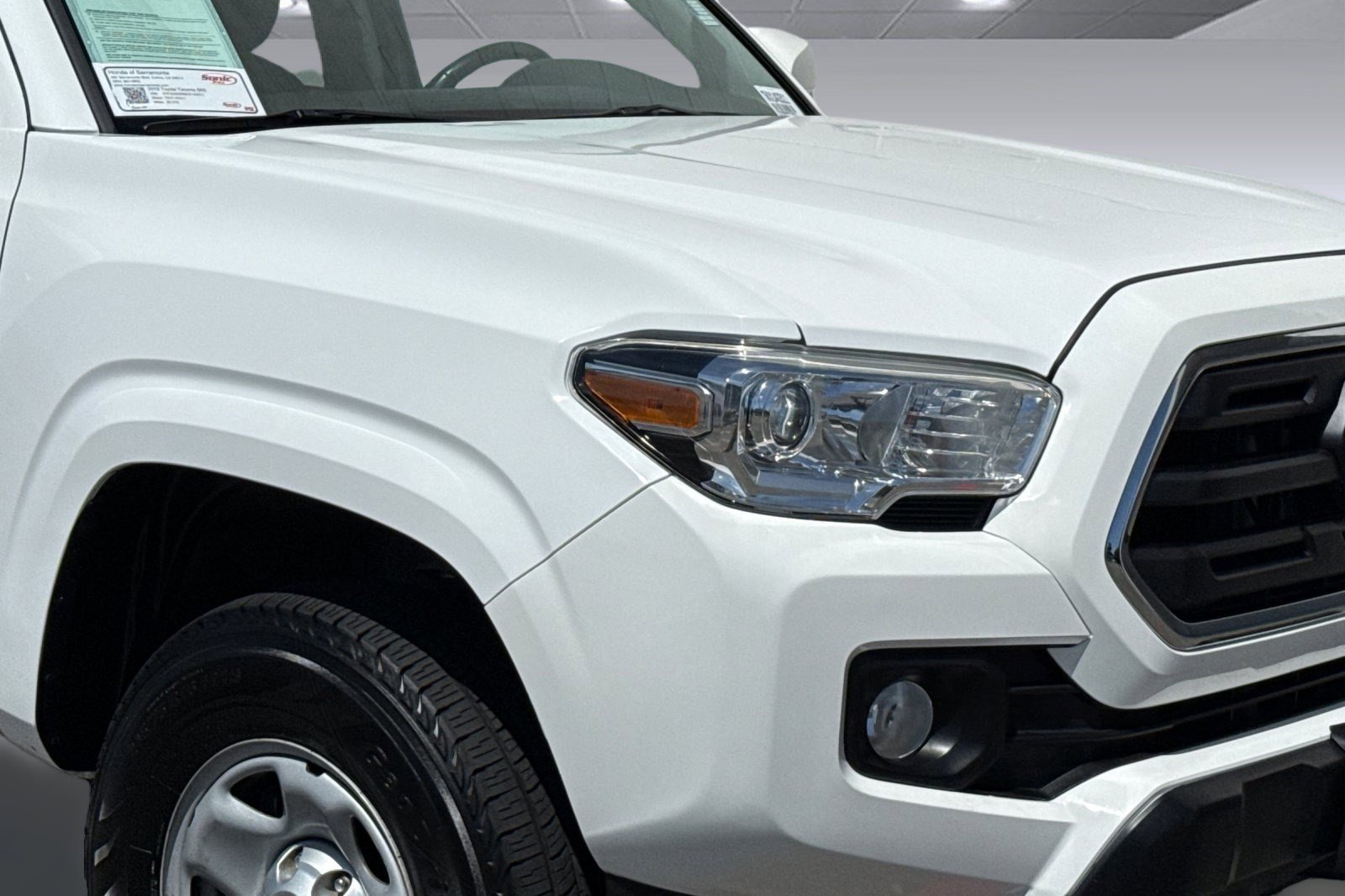 Used 2019 Toyota Tacoma SR5 image 11