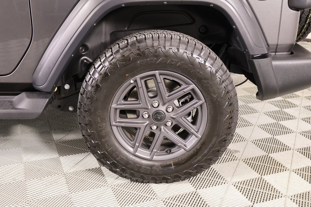 Used 2024 Jeep Wrangler Sport S image 17