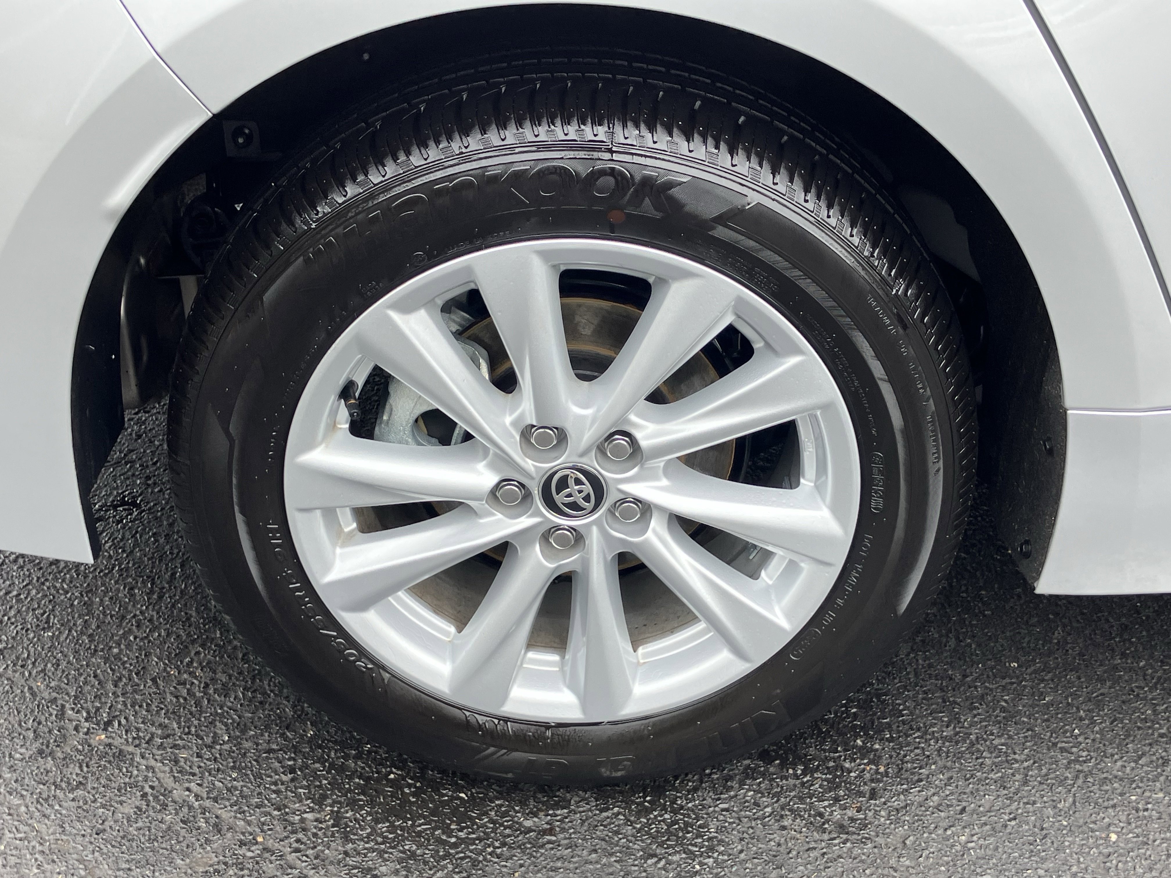 Used 2026 Toyota Corolla LE w/ LE Premium Package image 13