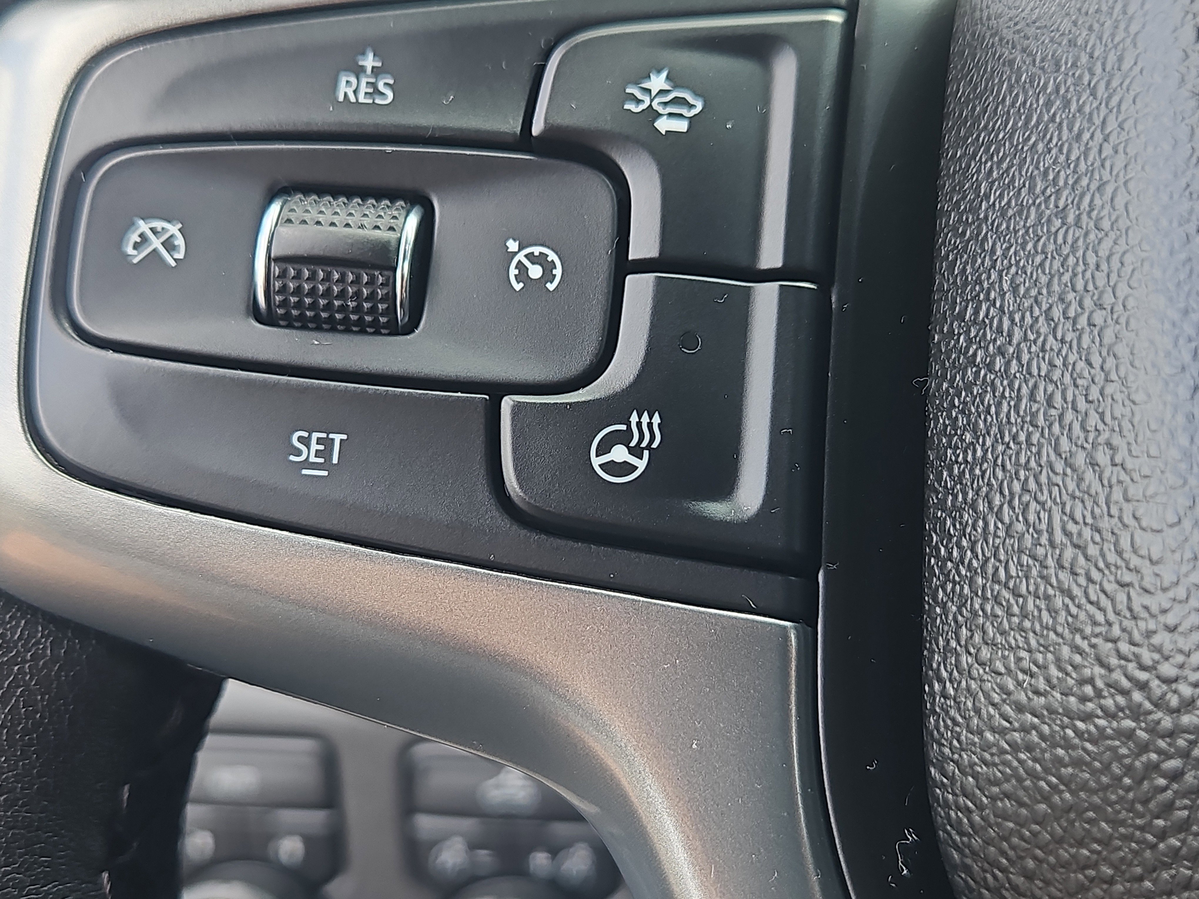 Used 2022 Chevrolet Silverado 1500 LT image 13