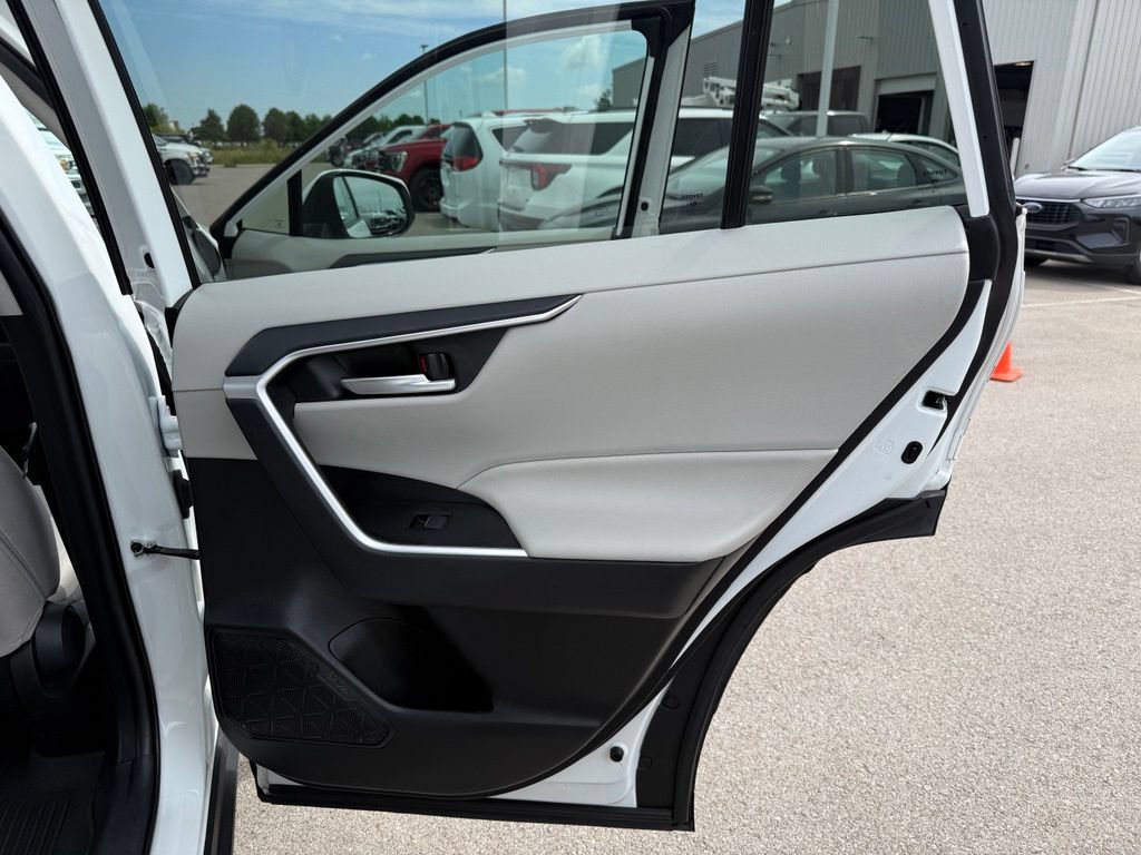 Used 2025 Toyota RAV4 XLE w/ Convenience Package AWD/4WD image 20