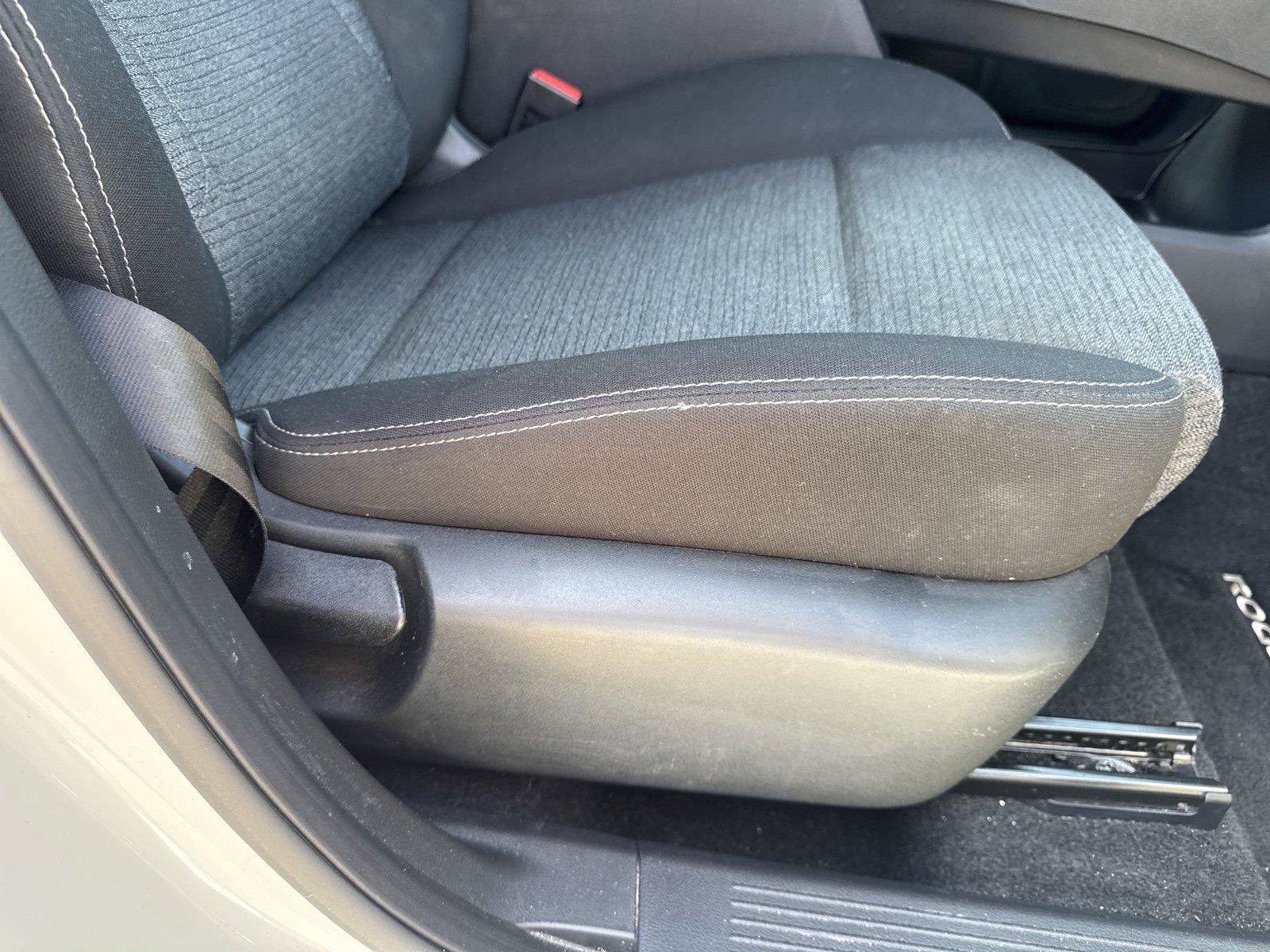Used 2023 Nissan Rogue SV FWD image 28