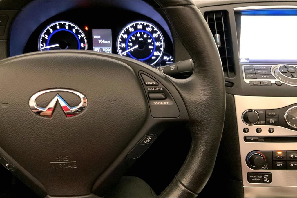 Used 2013 INFINITI G37 Convertible w/ Premium Pkg RWD image 19