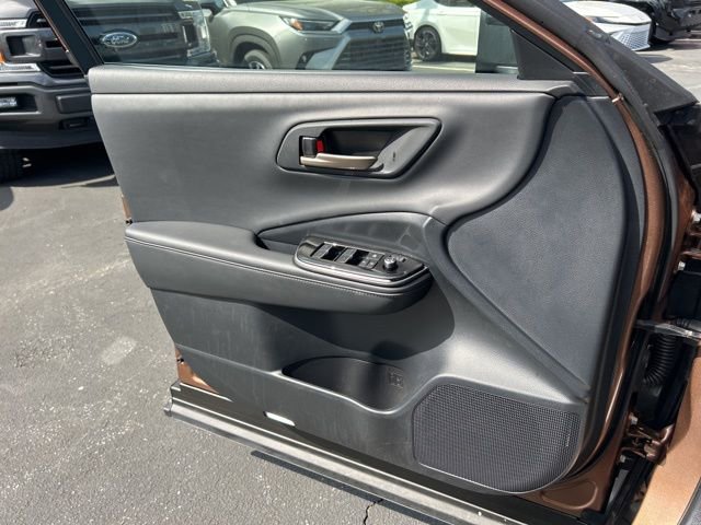 Used 2026 Toyota Crown XLE image 26