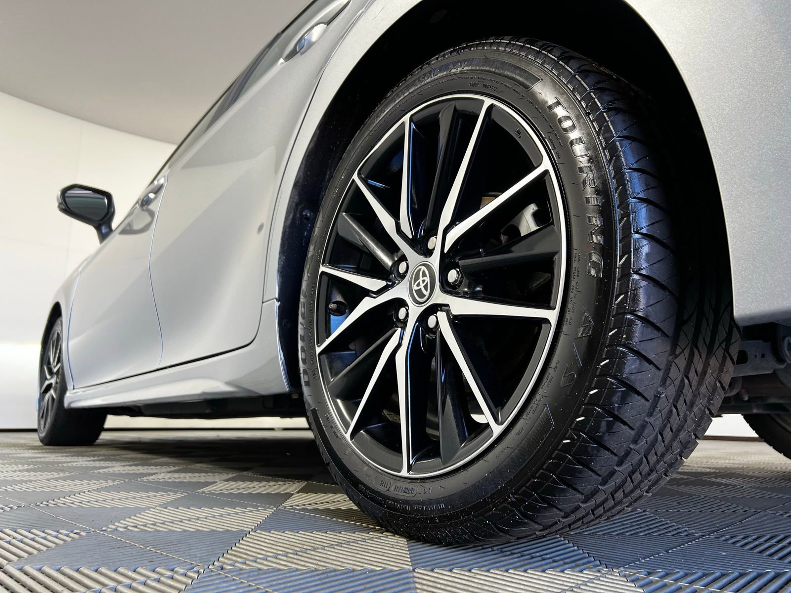 Used 2023 Toyota Camry SE image 25