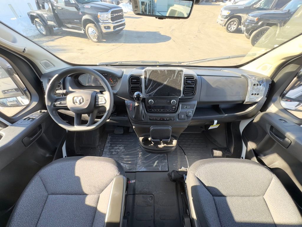 Used 2025 RAM ProMaster 2500 w/ Premium Convenience Group FWD image 15