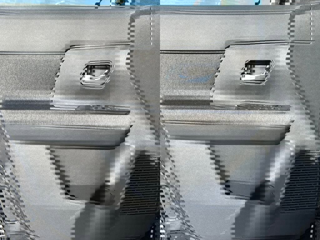 New 2026 Nissan Kicks SV w/ Cold Weather Package image 11