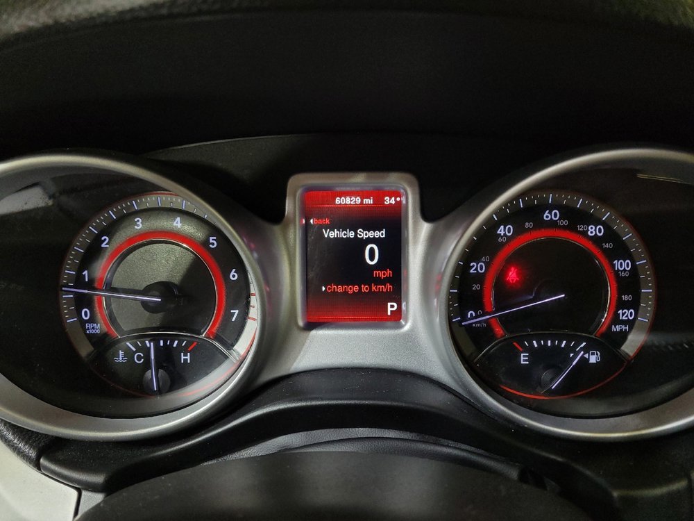 Used 2019 Dodge Journey SE image 23