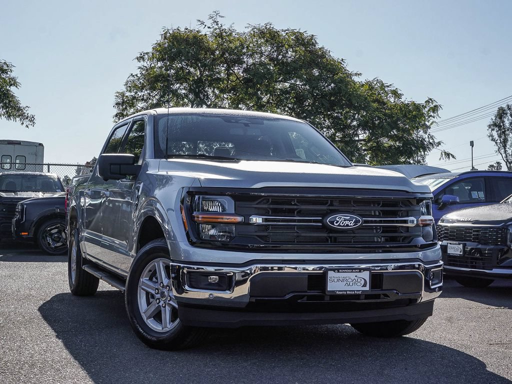 New 2026 Ford F150 XLT w/ Equipment Group 302A MID