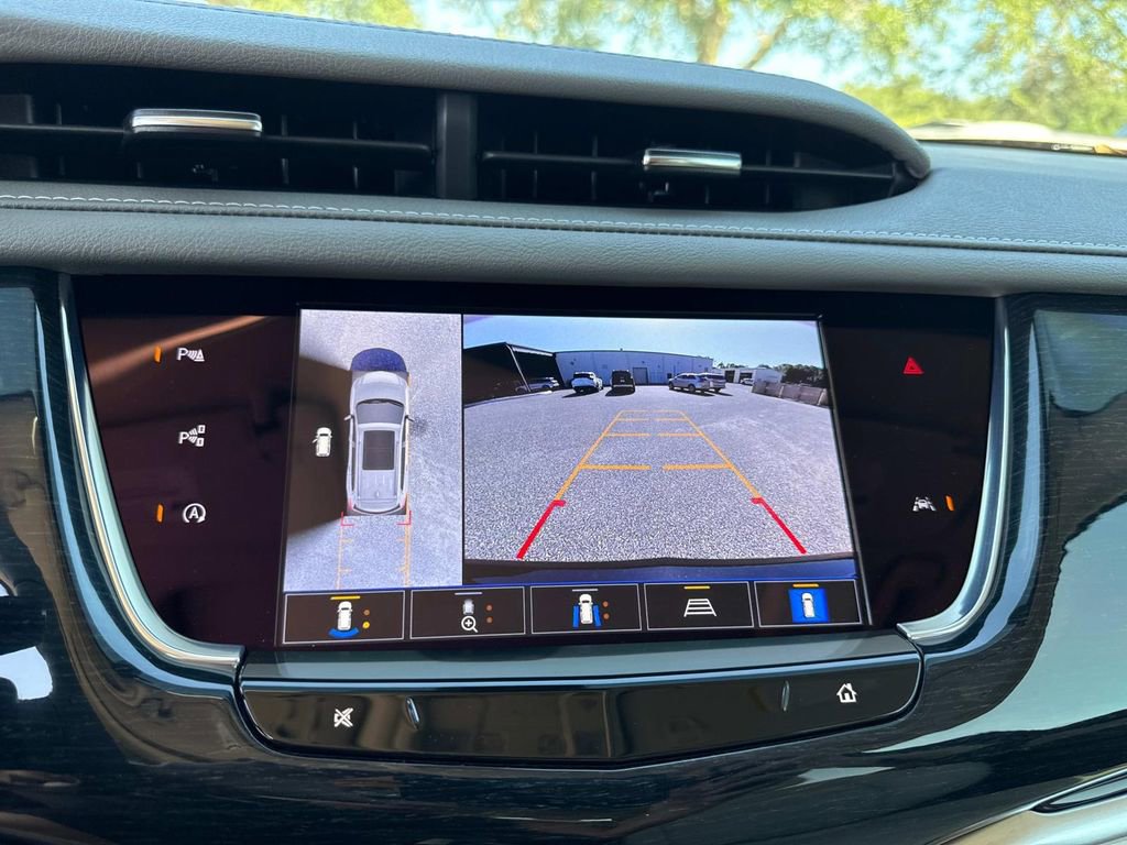New 2025 Cadillac XT6 Premium Luxury w/ Technology Package image 25