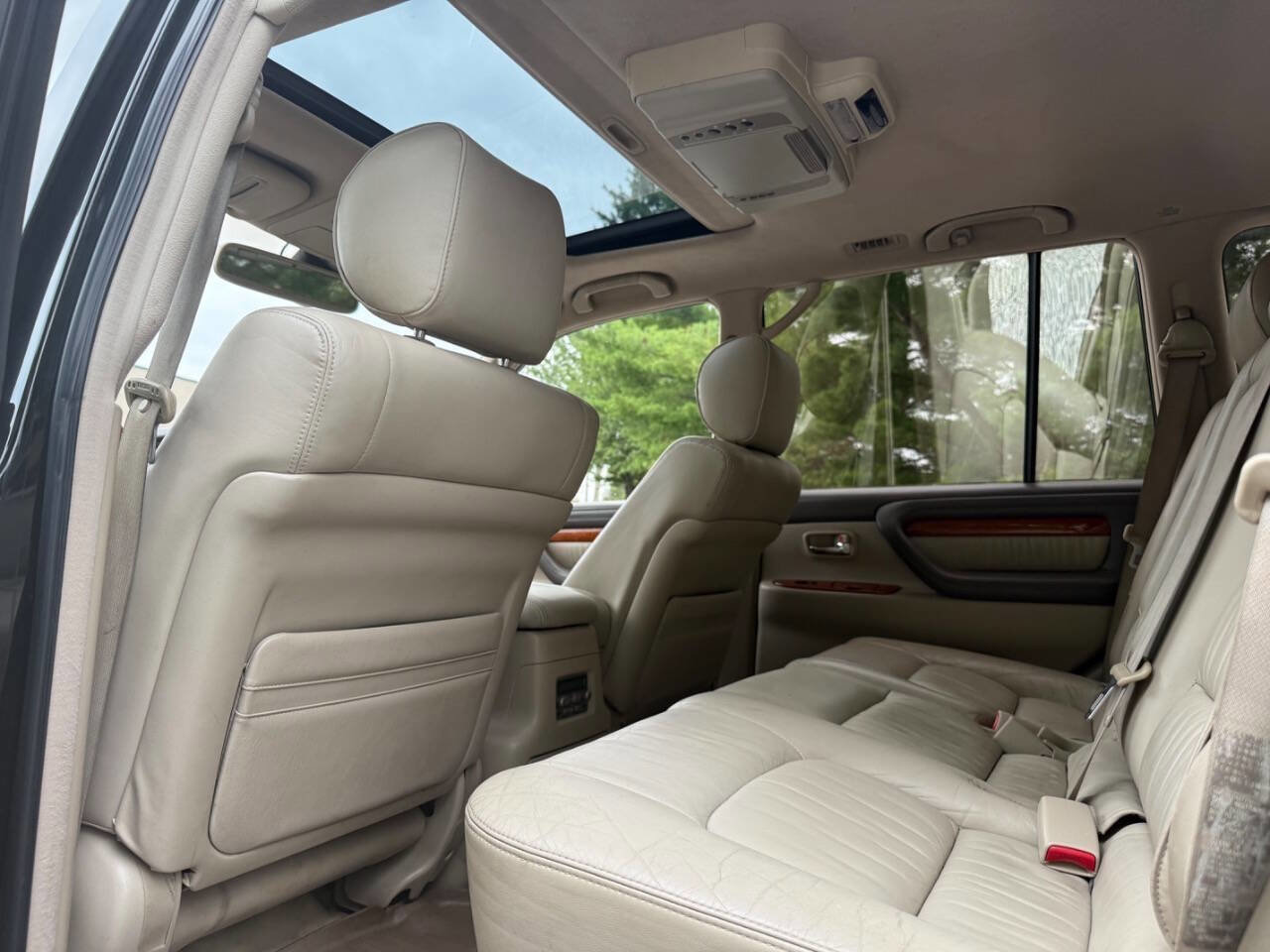 Used 2003 Lexus LX 470 4WD image 48