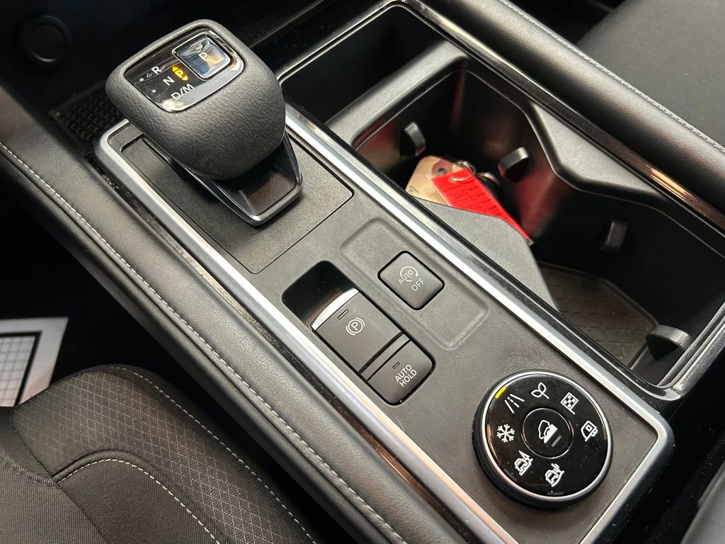 Used 2022 Nissan Pathfinder SV w/ SV Premium Package image 20