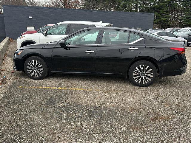 Certified 2023 Nissan Altima 2.5 SV w/ SV Premium Package