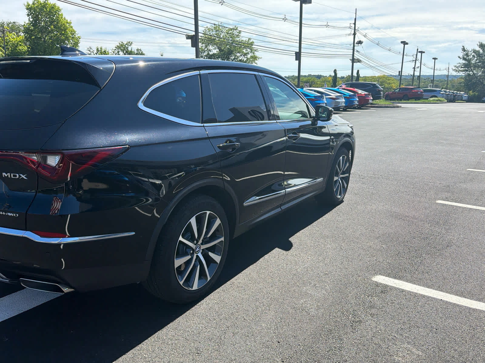 Used 2026 Acura MDX w/ Technology Package AWD/4WD image 4