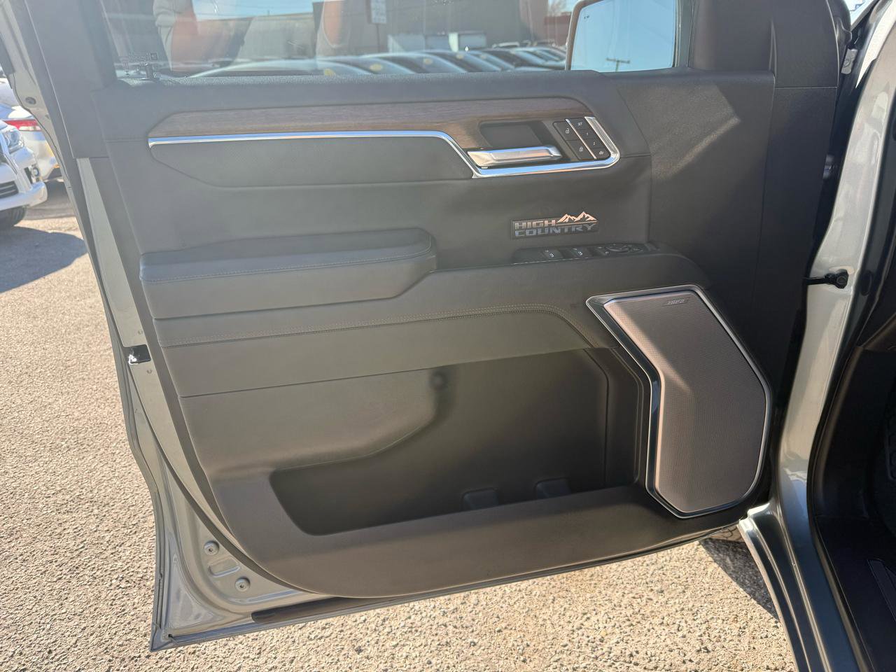 Used 2024 Chevrolet Silverado 1500 High Country w/ Technology Package image 13