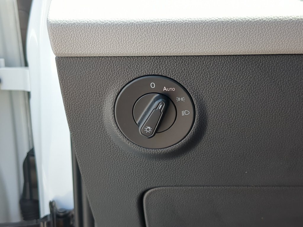 Certified 2023 Volkswagen Taos S FWD image 23