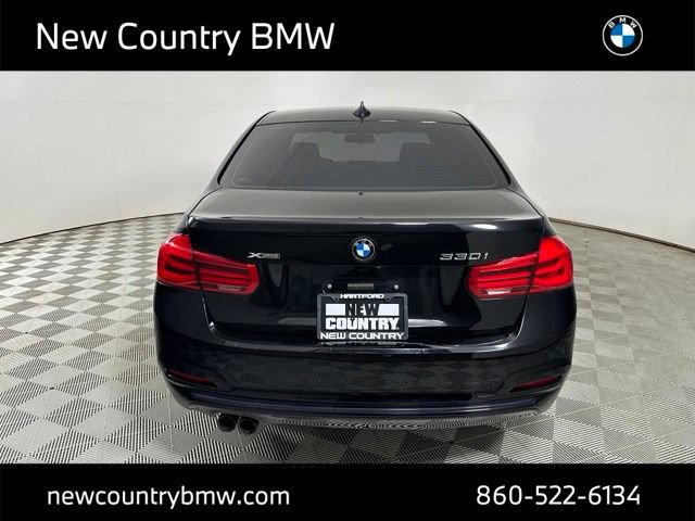 Used 2018 BMW 330i xDrive Sedan AWD/4WD image 5