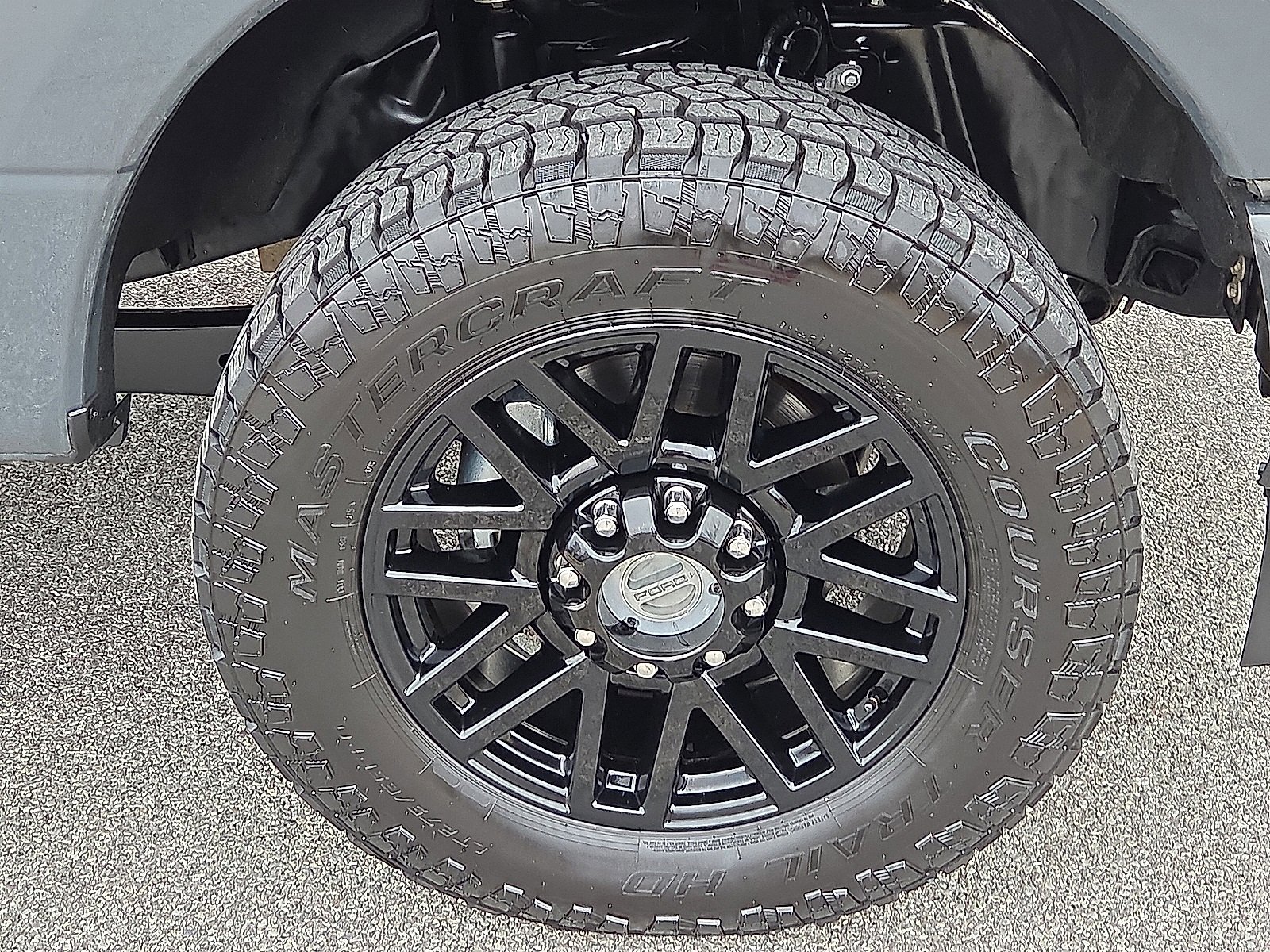 Used 2021 Ford F250 Lariat image 7