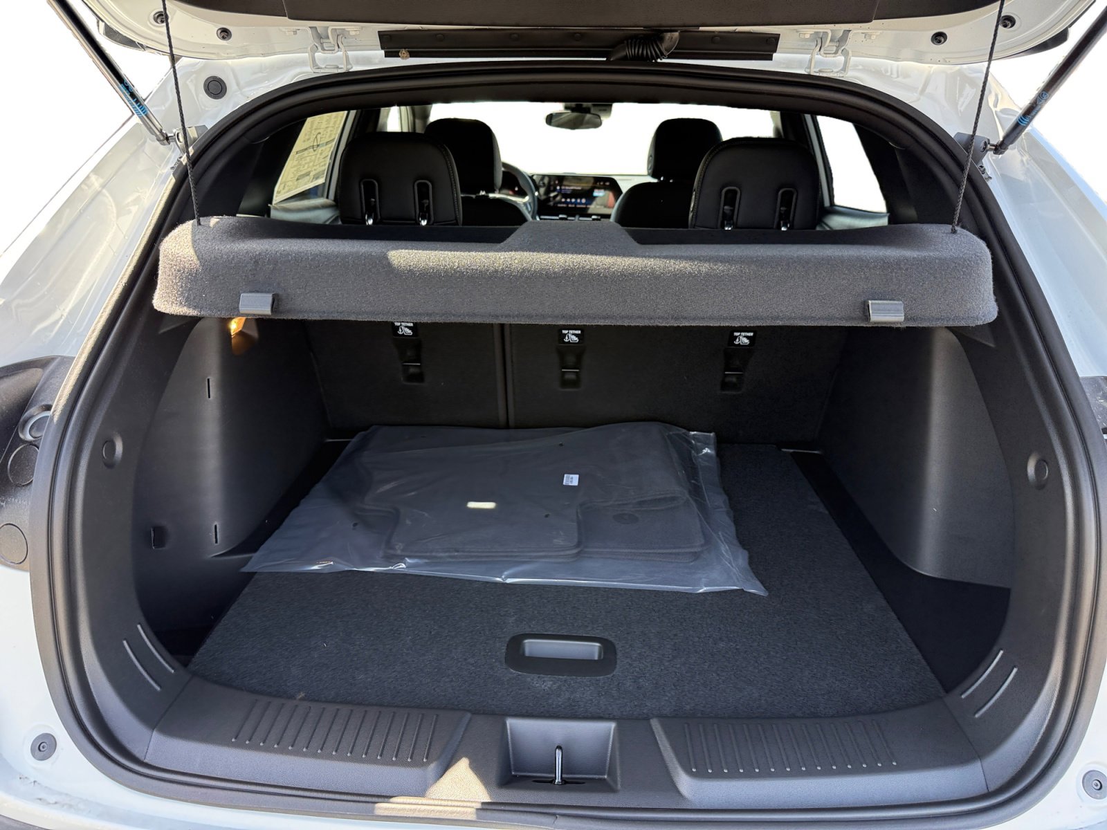 New 2026 Chevrolet Trax RS w/ Driver Confidence Package image 17