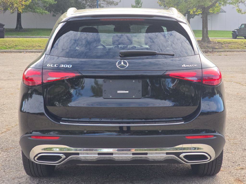 Used 2026 Mercedes-Benz GLC 300 4MATIC image 17