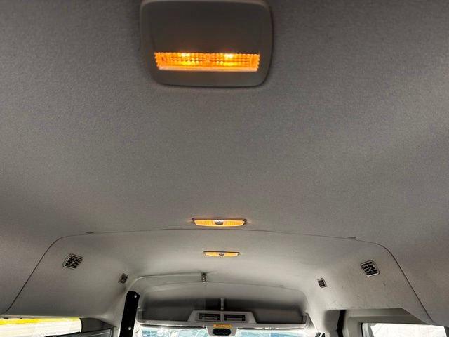 Used 2019 Ford Transit 150 XLT RWD image 28