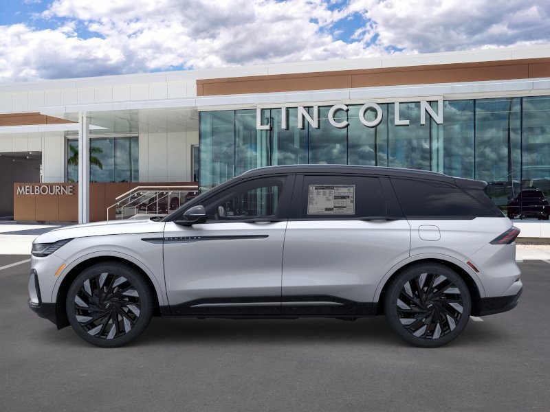 New 2026 Lincoln Nautilus Reserve AWD/4WD image 3