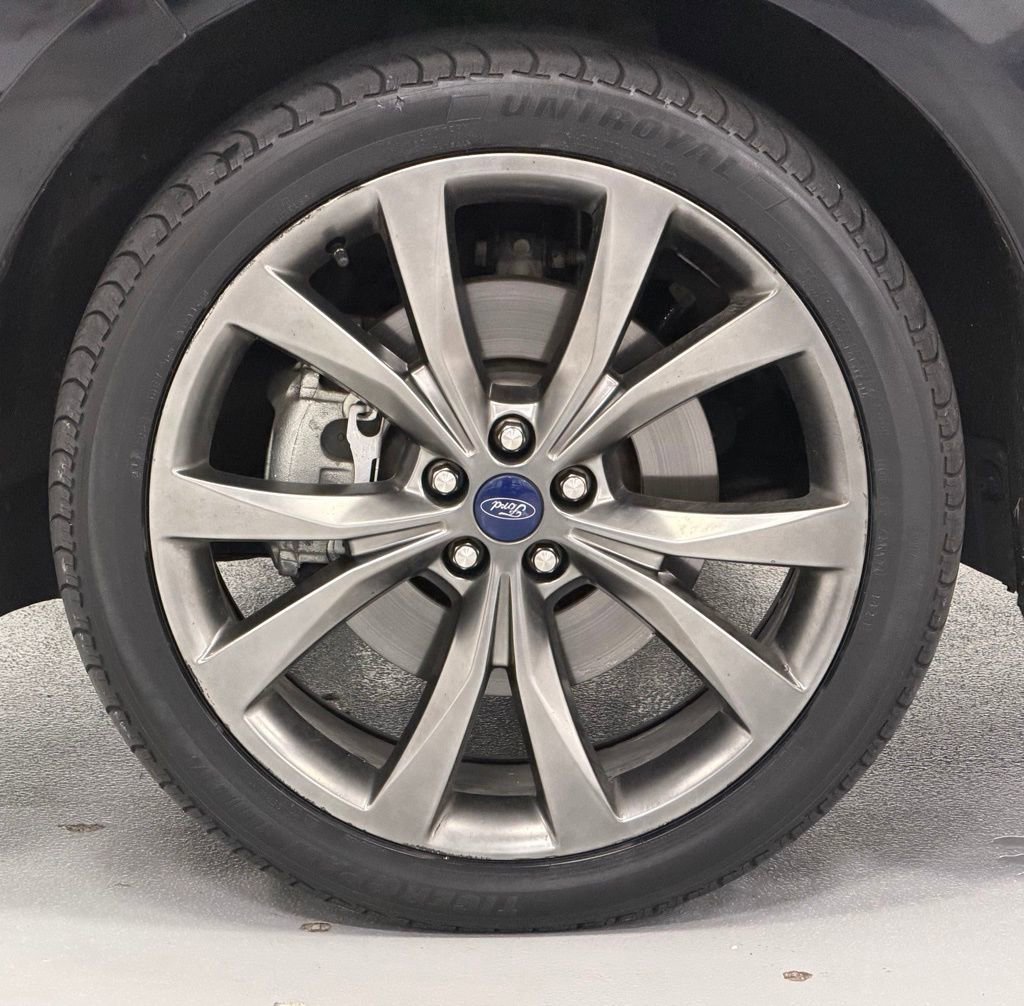 Used 2017 Ford Edge Sport w/ Equipment Group 401A AWD/4WD image 9