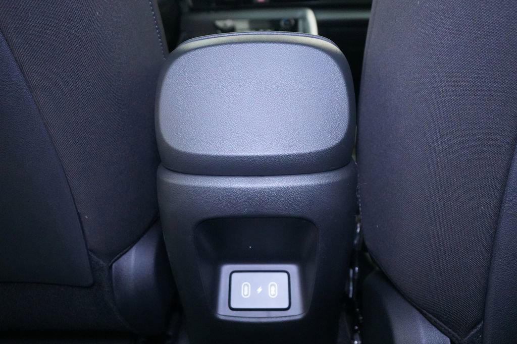 New 2026 Hyundai Elantra Sport image 17