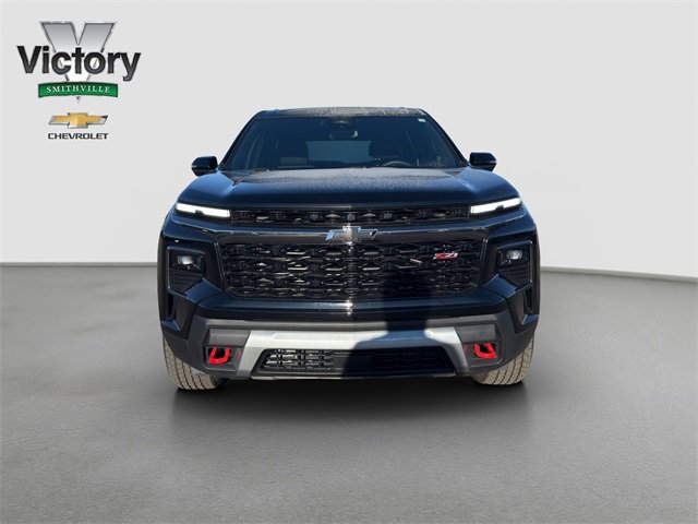 Used 2025 Chevrolet Traverse Z71 w/ Driver Confidence Package image 2