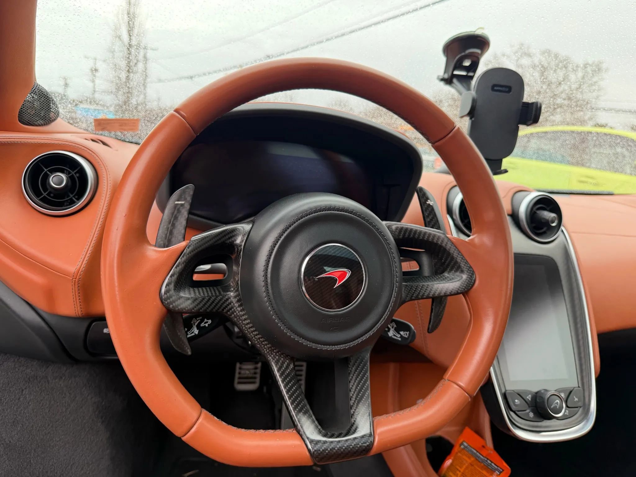 Used 2017 McLaren 570S image 26