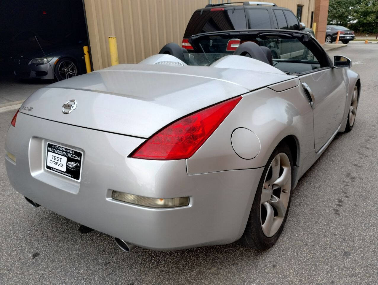 Used 2006 Nissan 350Z Touring image 10