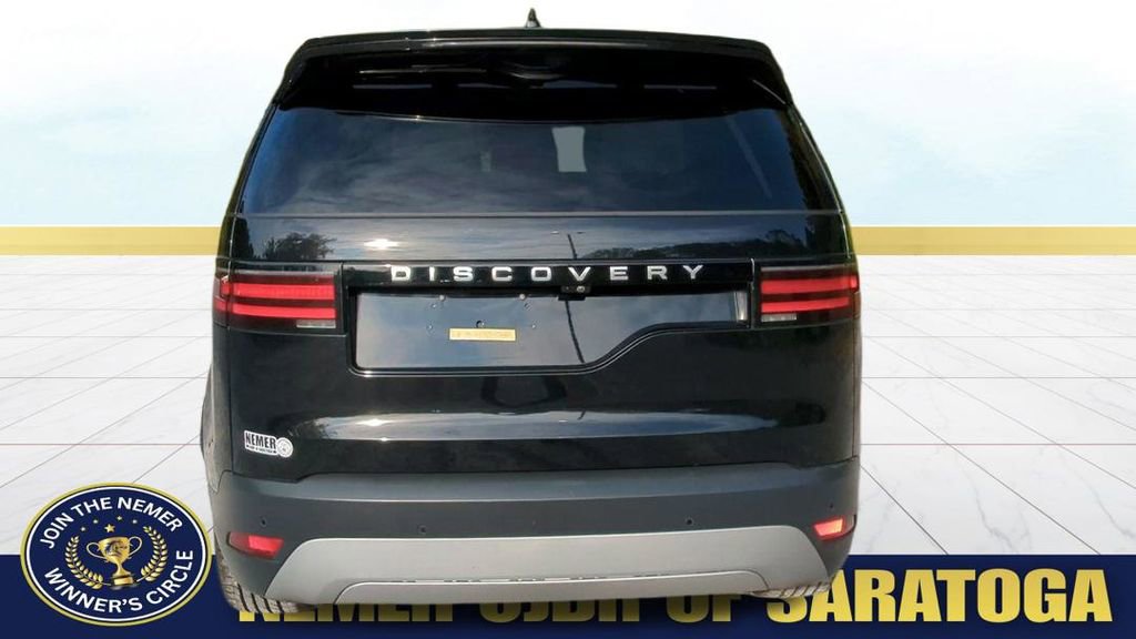 Used 2024 Land Rover Discovery S image 6