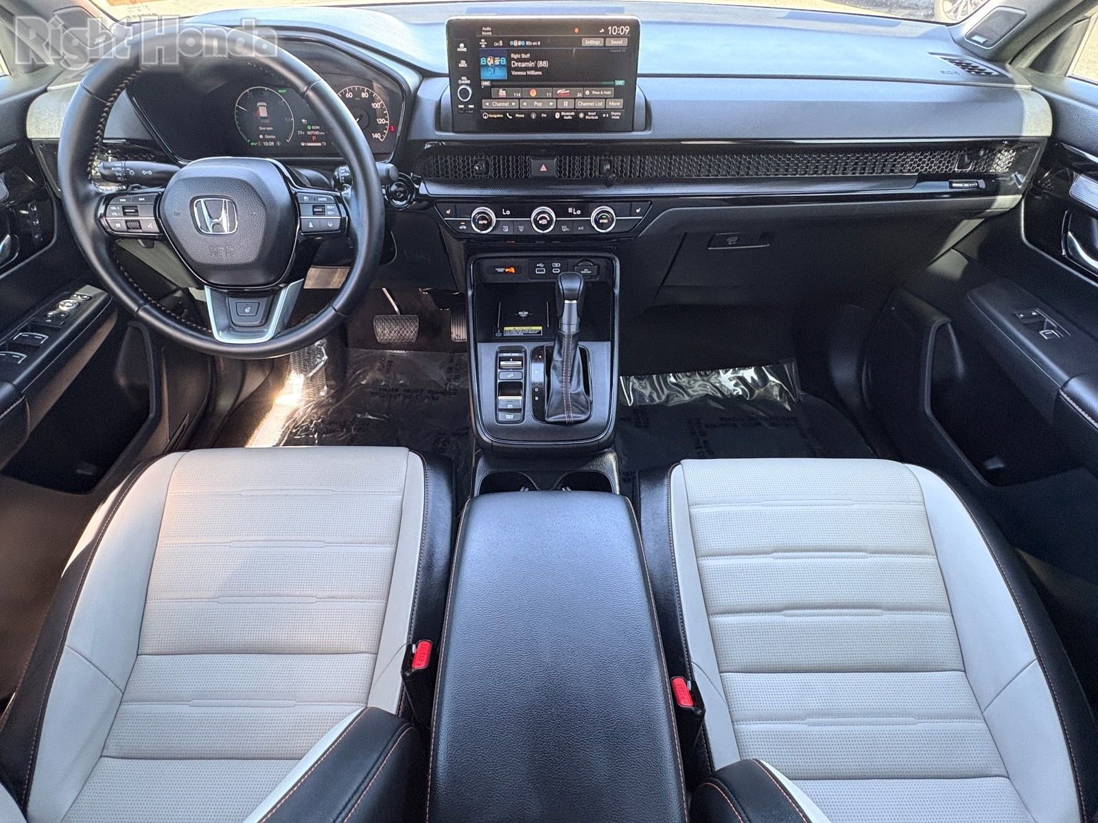 Used 2025 Honda CR-V Sport Touring image 25