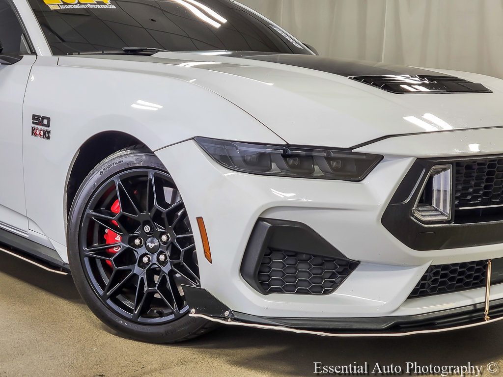 Used 2024 Ford Mustang GT Premium w/ GT Performance Package RWD image 4
