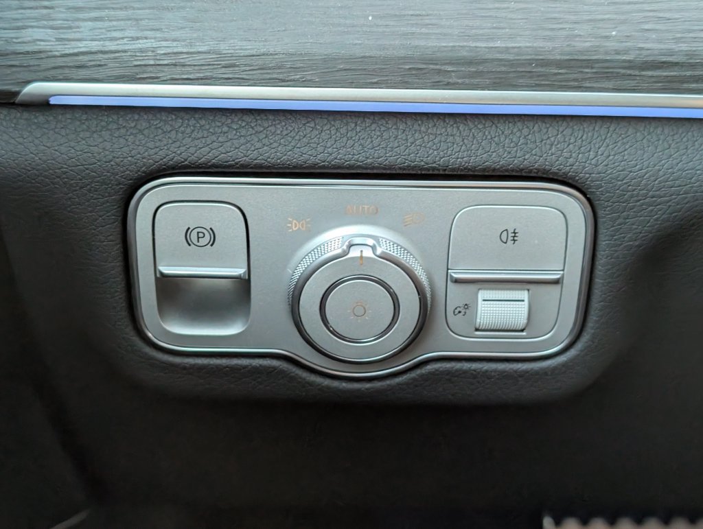 New 2026 Mercedes-Benz GLS 580 4MATIC image 25