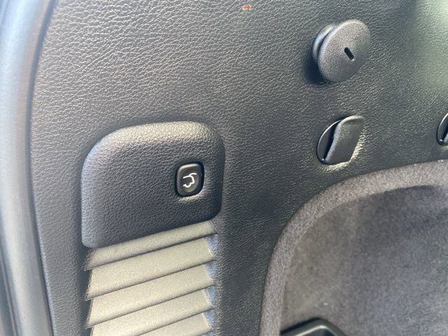 Used 2020 Jeep Grand Cherokee Limited w/ Luxury Group II image 30