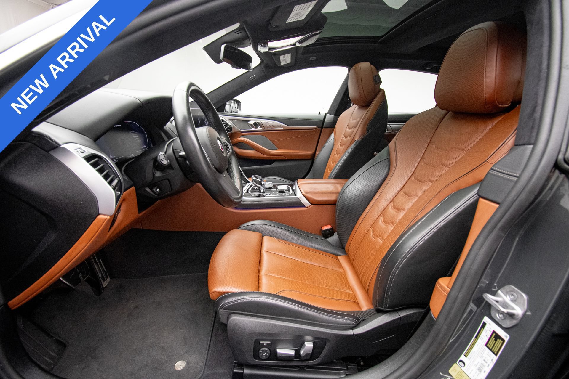 Used 2024 BMW ALPINA B8 xDrive Gran Coupe AWD/4WD image 11